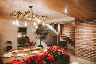 פנסיון Vila Casa Din Gradina