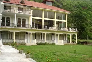 Hotel Riverside Resort