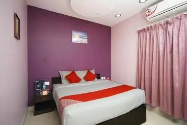 Max Classic Serviced Apartment