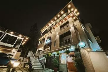 ユースホステル Mushrooms