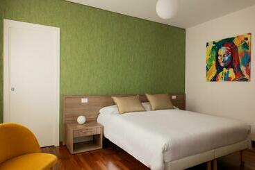 B&b Monna Lisa Rooms