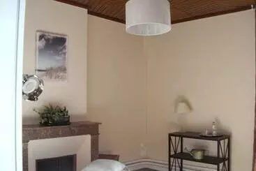 ベッドアンドブレックファースト Aux Vieux Fours