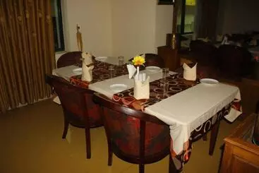 Hotel Bessota International