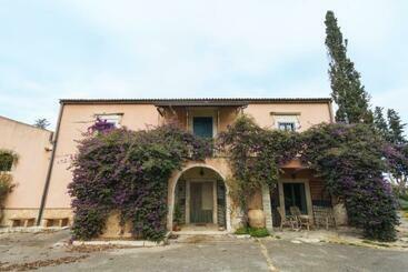 Bed and Breakfast Villa Melina Lafattoriasecondonoi