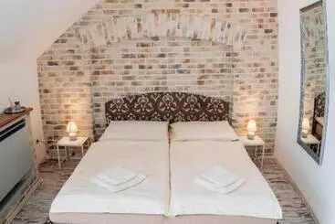 Pensione Kastély Gróf Zichy