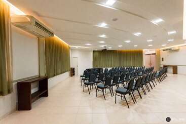 فندق Tonello Business