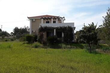 شقة Villa Moschona