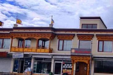 Hotell The Holiday Home