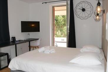 ホテル Bella Vista