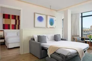 בית מלון כפרי H10 Cubik 4* Sup