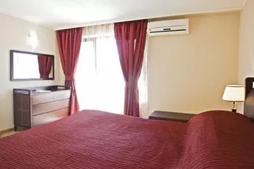 Otel Oasis Park  All Inclusive Beachfront By Asteri S