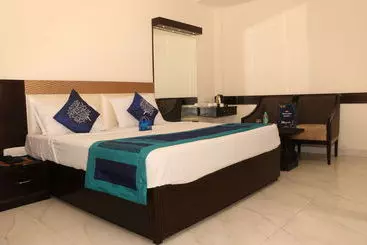 Hotelli Oyo Premium Bhai Bala Chowk