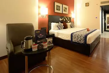 Hotel Oyo Premium Ramavarappadu Circle