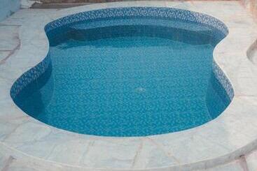 Nocleg ze śniadaniem Jawai Wildlife Safari Camp