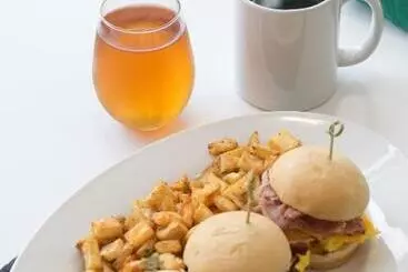 Hotelli Holiday Inn Cleveland Clinic, An Ihg