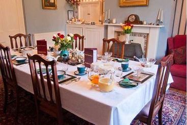 פנסיון Bradle Farmhouse