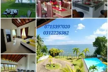تختخواب و صبحانه Rainbow Lagoon Resort