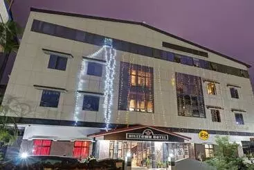 Itsy Hotels Hill Town, 500 Mtrs From Madikeri Fort