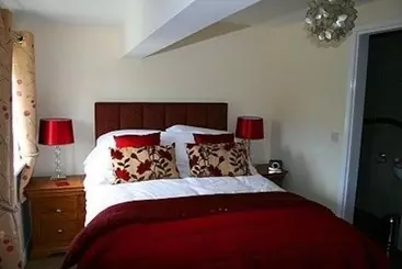 Hotel Lazy Otter Pub Restaurant