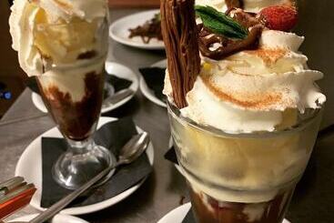 호텔 The Punchbowl Inn