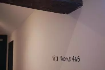 Hotel Waggon And Horses, Eaton, Congleton