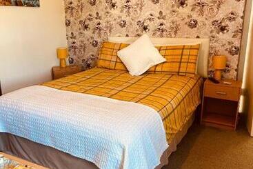 ペンション The Rosefield