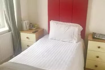 ペンション Trinity Guest House