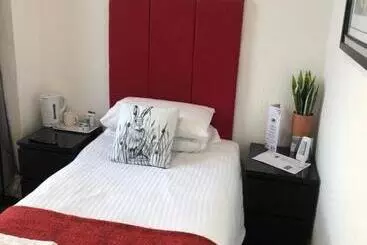 Pensjonat Trinity Guest House