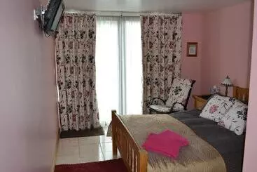 Woodview Bed & Breakfast