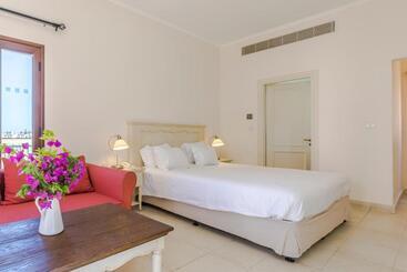 Отель Aliathon Ionian