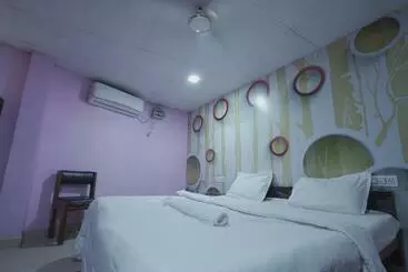 Hotel N C Continental By Wb Inn