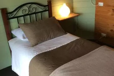 Отель Mole Creek Cabins