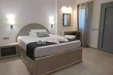 Hotel Potamida Suites