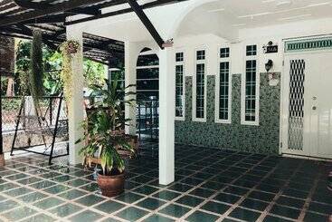 펜션 Langkawi Destaz