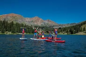 Huoneistohotelli Cozy Pet Friendly King Studio In Mt. Crested Butte Condo   No Cleaning Fee! By Redawning