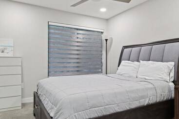 Сельский дом Luxury Paradise Valley Condo, Complete Remodel!