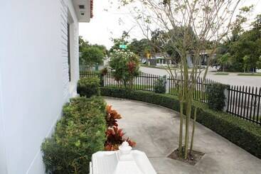 Majatalo Lucky Charm 401