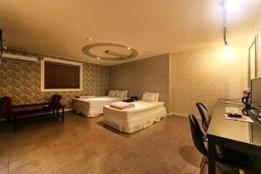 Motel Busan Oncheonjang Js