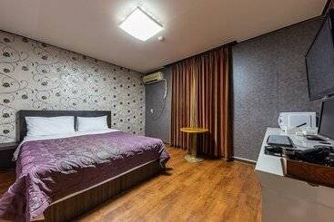 מוטל Daejeon Yongjeon Choice