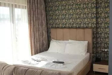 Hotelli Eli̇t Sui̇t