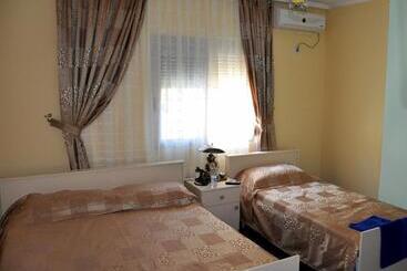 בית מלון כפרי 3a