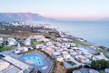 ホテル Grand Blue Beach