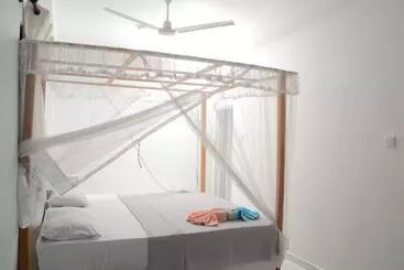 בית מלון כפרי Surf Una Beach