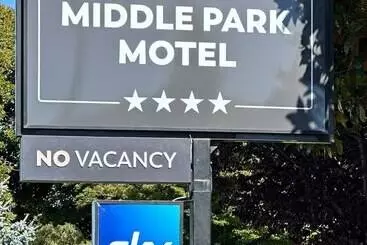 Middle Park Motel
