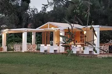 アパートホテル Amelia S Garden