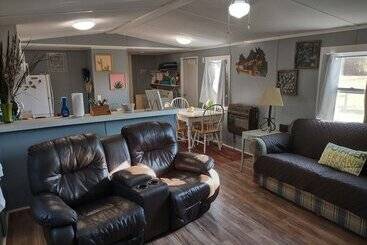 פנסיון Clean, Cozy Home W Kitchen Near I 24 Pet Friendly