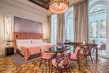 هتل Palacio Gran Vía, A Royal Hideaway