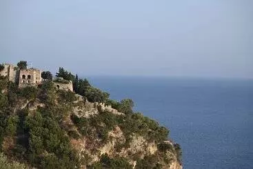 Aparthotel Livinghome Suites