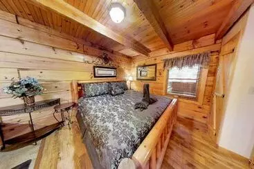 Mökkimajoitus Cabin Fever