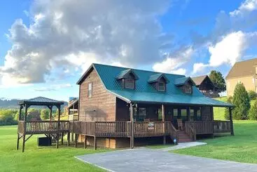 Mökkimajoitus Marvelous Mountain Memories